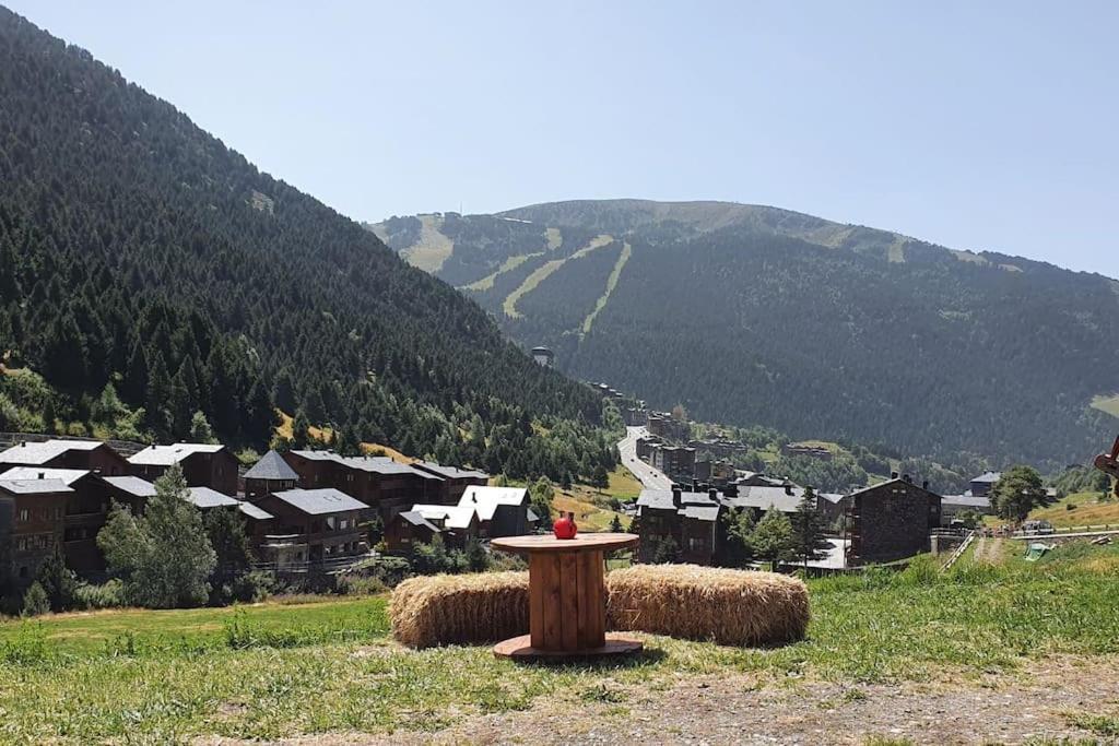 Acollidor Estudi Amb Encant Nordic I Amb Parquing, Al Costat De Grandvalira Канило Екстериор снимка