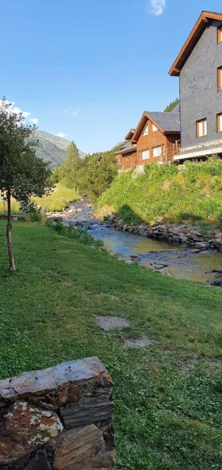 Acollidor Estudi Amb Encant Nordic I Amb Parquing, Al Costat De Grandvalira Канило Екстериор снимка